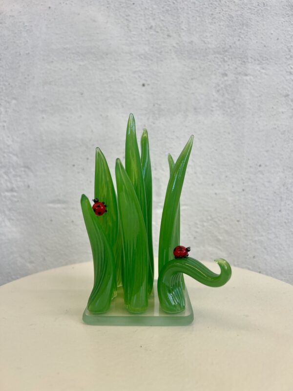 Karen Nyholm, galleri kbh kunst, mundblæst glas, græs, grønt, skulptur, billig kunst
